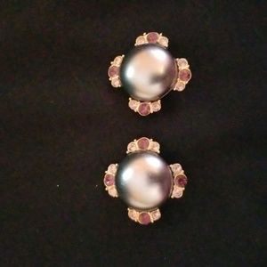 Joan Rivers Clip Earrings
